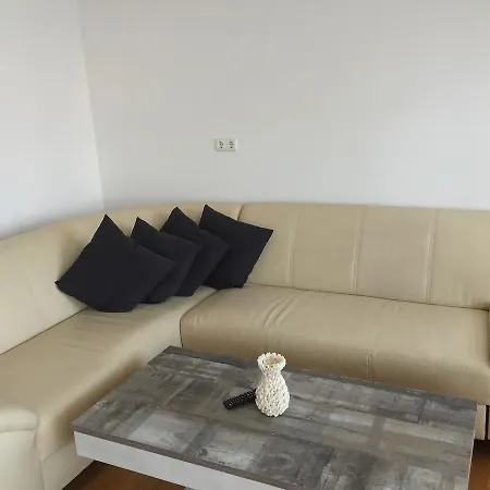 Cai Apartment *